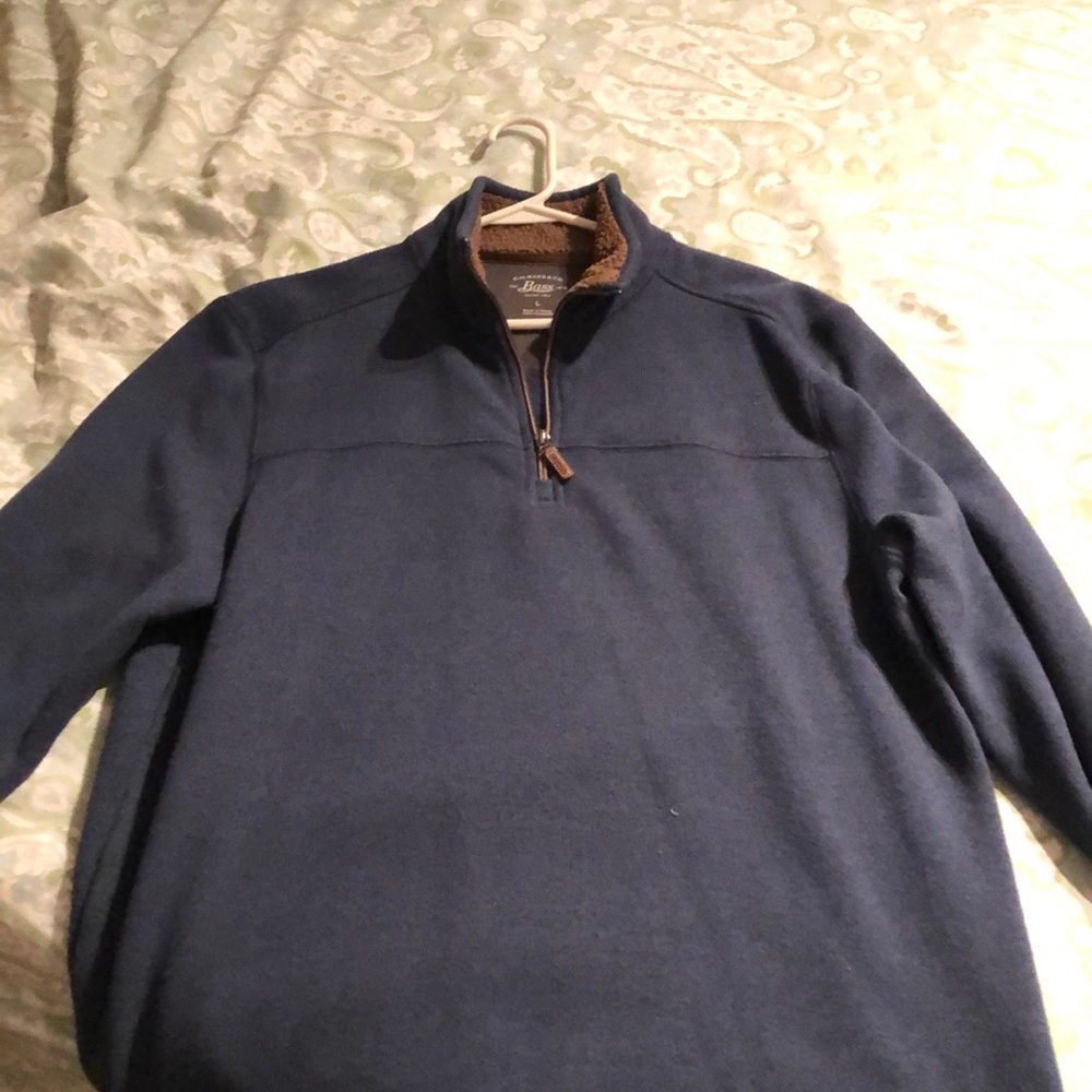 Bass sweater